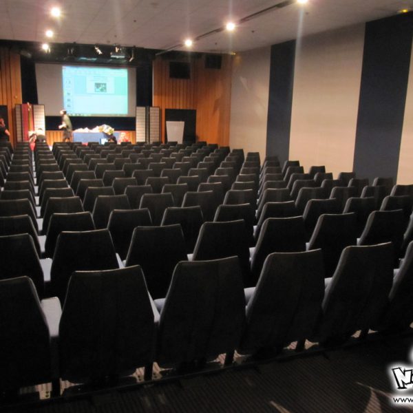 Lire le compte-rendu intégral : <a href="https://www.no-xice.com/album/anim-est-11/">cliquez ici !</a> Convention manga Anim'Est 11 | animest 2012 | No-Xice©