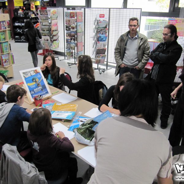 Lire le compte-rendu intégral : <a href="https://www.no-xice.com/album/conference-nantes-helio-1/">cliquez ici !</a> Atelier dessin manga papeterie Nantes Hélio par le fanzine No-Xice©