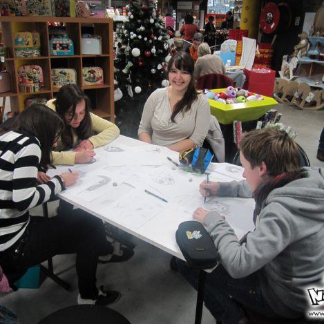 Lire le compte-rendu intégral : <a href="https://www.no-xice.com/album/conference-nantes-helio-4/">cliquez ici !</a> Atelier dessin manga Nantes Hélio par le fanzine No-Xice© Elairin