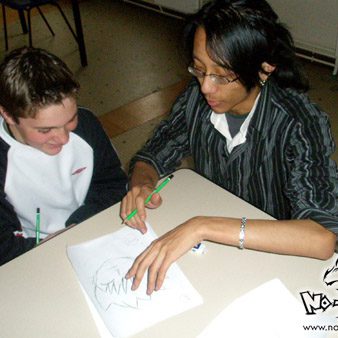 Lire le compte-rendu intégral : <a href="https://www.no-xice.com/album/atelier-manga-oudon-1/">cliquez ici !</a> Atelier de dessin manga à la bibliothèque d'Oudon en 2008, par No-Xice©