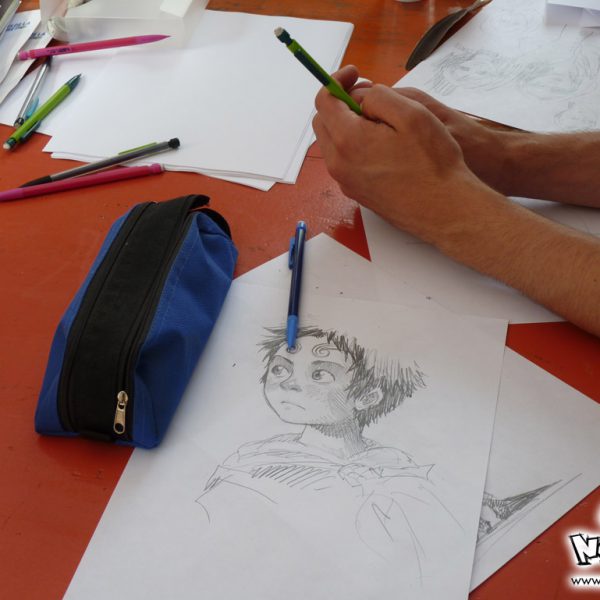 Lire le compte-rendu intégral : <a href="https://www.no-xice.com/album/atelier-manga-poulifolies-1/">cliquez ici !</a> Atelier de dessin manga au festival Pouli'Folies au Pouliguen en 2010, par No-Xice©