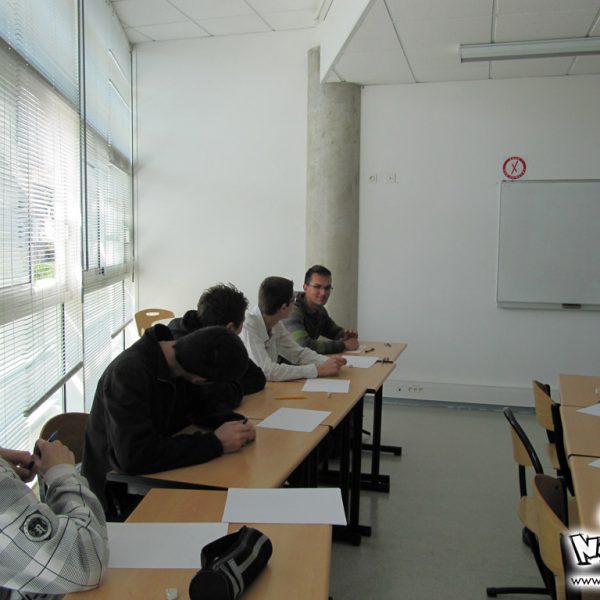 Lire le compte-rendu intégral : <a href="https://www.no-xice.com/album/atelier-manga-saint-nazaire-1/">cliquez ici !</a> Atelier manga au lycée Aristide Briand et lycée professionnel Brossaud-Blancho à St-Nazaire en 2011 par No-Xice©