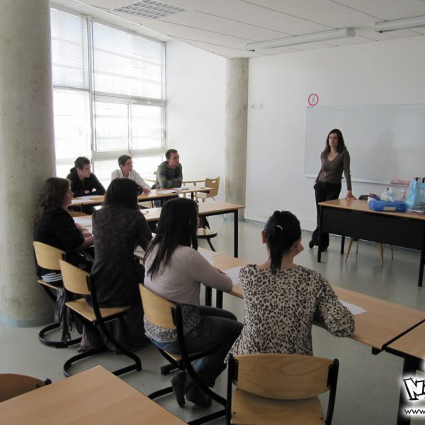 Lire le compte-rendu intégral : <a href="https://www.no-xice.com/album/atelier-manga-saint-nazaire-1/">cliquez ici !</a> Atelier manga au lycée Aristide Briand et lycée professionnel Brossaud-Blancho à St-Nazaire en 2011 par No-Xice©