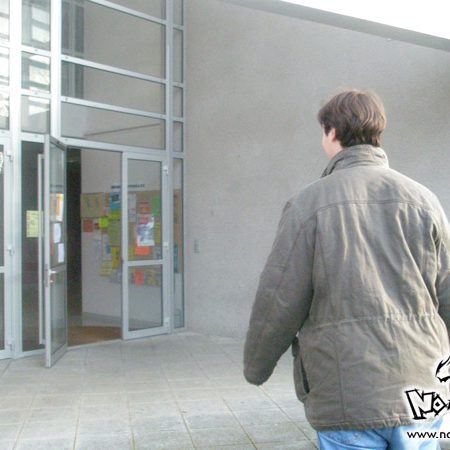 Lire le compte-rendu intégral : <a href="https://www.no-xice.com/album/conference-manga-pommeraye-1/">cliquez ici !</a> Conférence manga à La Pommeraye, bibliothèque municipale en 2009, par le fanzine No-Xice©