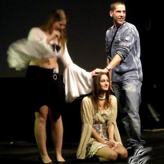 Lire le compte-rendu intégral : <a href="https://www.no-xice.com/album/mangacity-3/">cliquez ici !</a> Convention Mangacity 3 à Rennes en 2007, stand No-Xice©