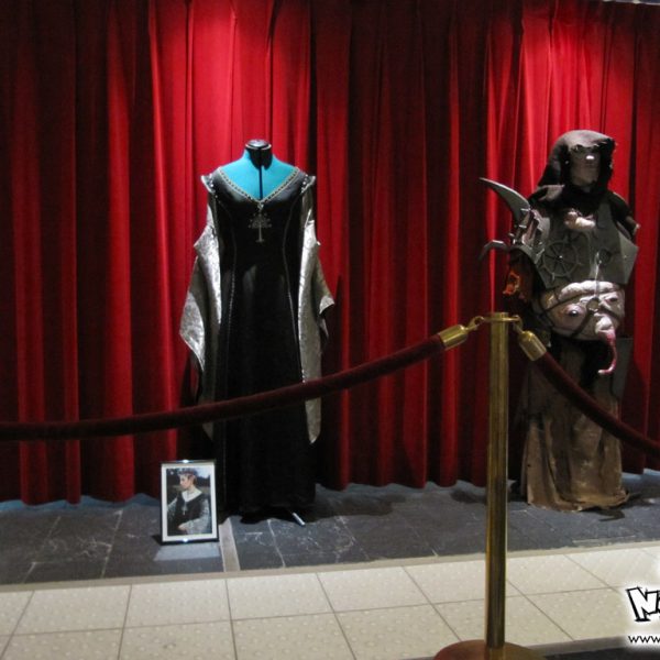 Lire le compte-rendu intégral : <a href="https://www.no-xice.com/album/utopiales-14/">cliquez ici !</a> Les Utopiales 2013, festival science-fiction Nantes Cité des Congrès | No-Xice©