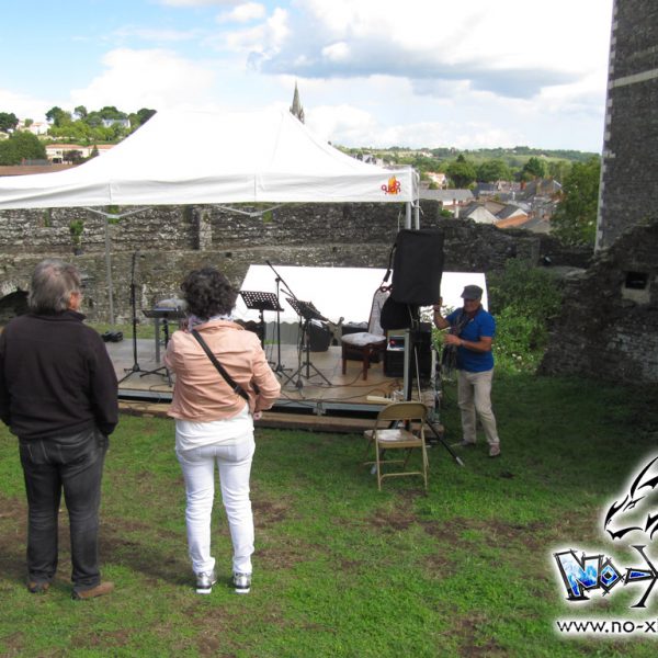 Lire le compte-rendu intégral : <a href="https://www.no-xice.com/album/cours-dessin-manga-oudon-2/">cliquez ici !</a> Cours dessin manga Oudon Loire en scène